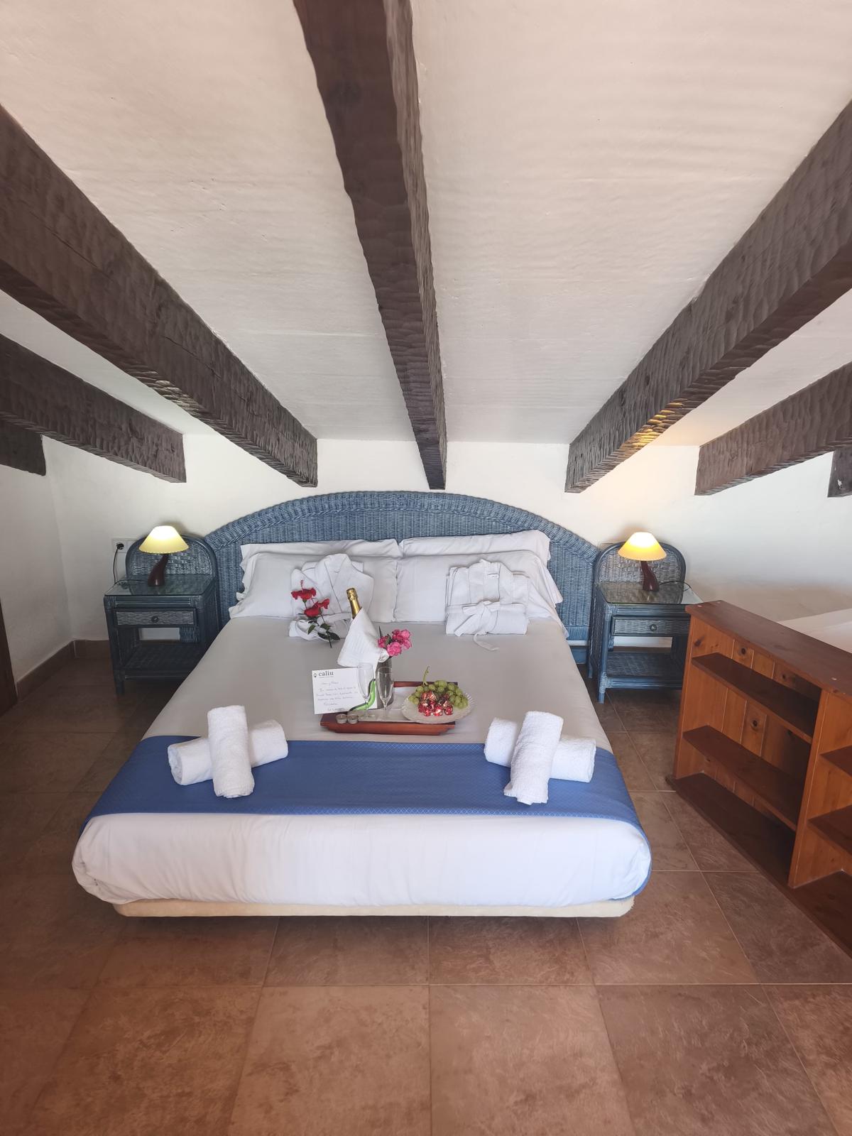 WhatsApp Image 2025-10-23 at 16.59.14-6